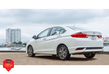 Dịch vụ cho thuê xe 4 chỗ tại HCM 1