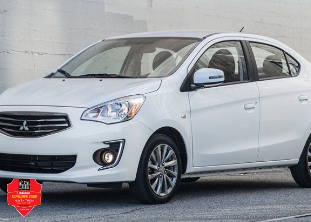 Xe du lịch 4 chỗ Hyundai Accent