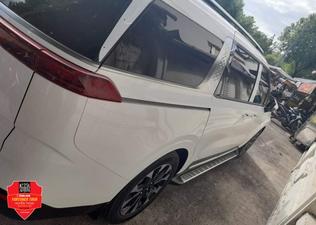 CHO THUÊ XE 7 CHỖ 
