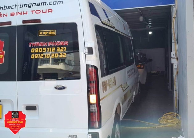 THUÊ XE DU LỊCH 16 CHỖ THÀNH PHỐ HỒ CHÍ MINH Ở ĐÂU LÀ TỐT NHẤT?